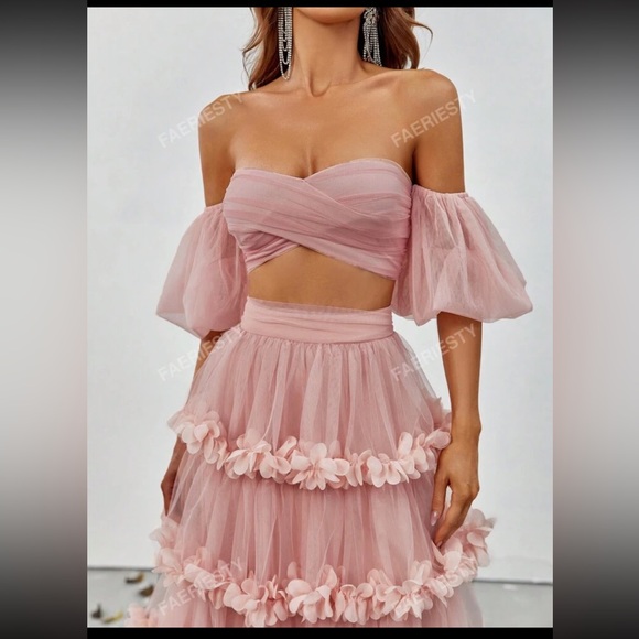 Pink Ruffled Tiered Off-Shoulder 2 piece - Picture 3 of 3